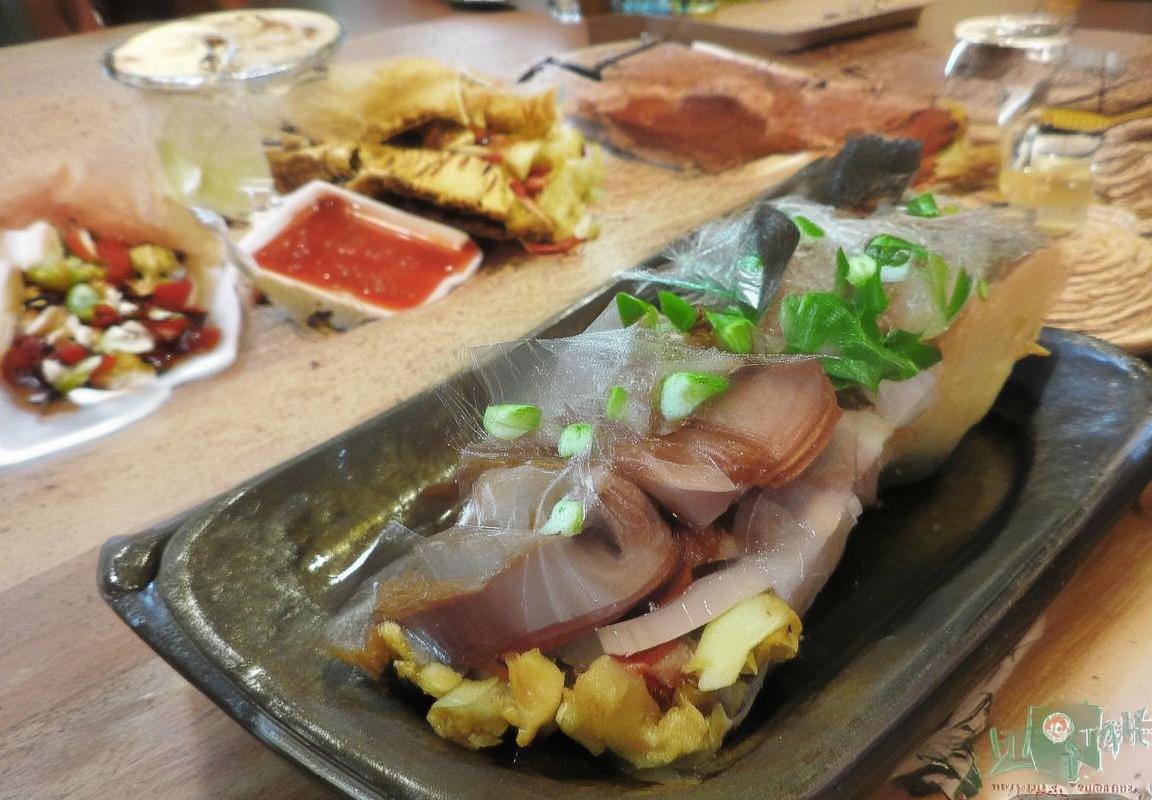 广岛三箭VS胜利船：揭秘日本足球发展之路